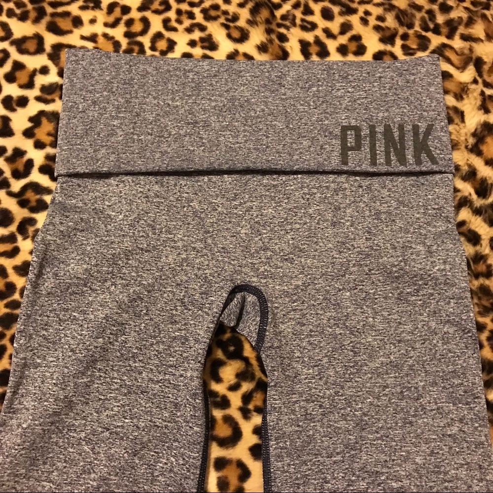 Victoria’s Secret Pink grey crop yoga leggings XS